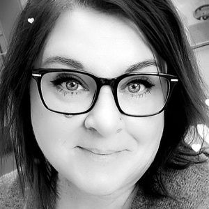 Meet your Posher, Carol